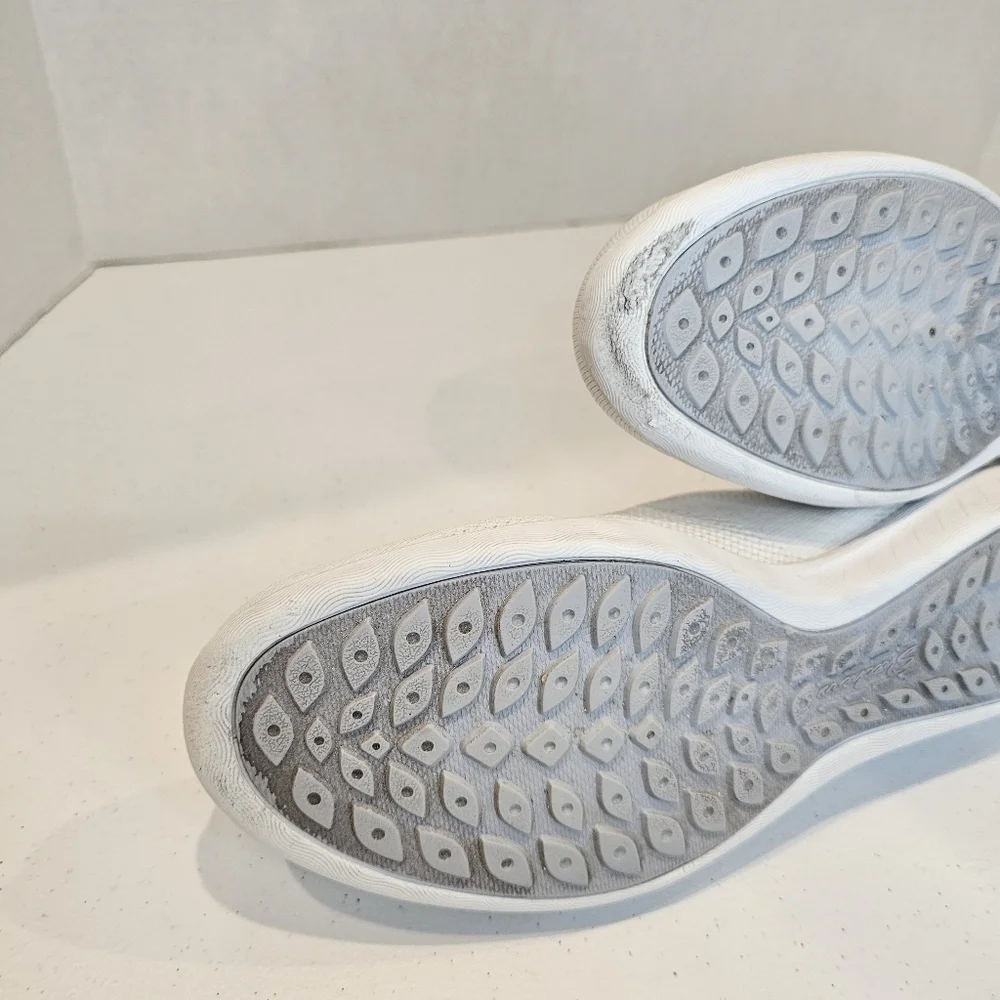 Skechers Newbury Shoe Women's Size 11 White
